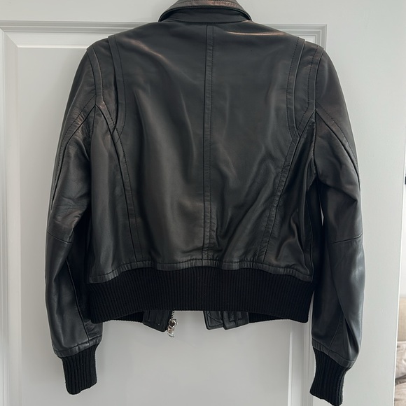 Quince washed leather bomber jacket - Picture 8 of 8